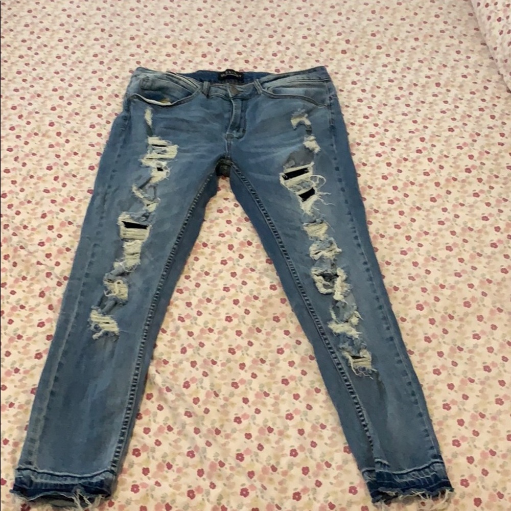 This is a skinny Jeans